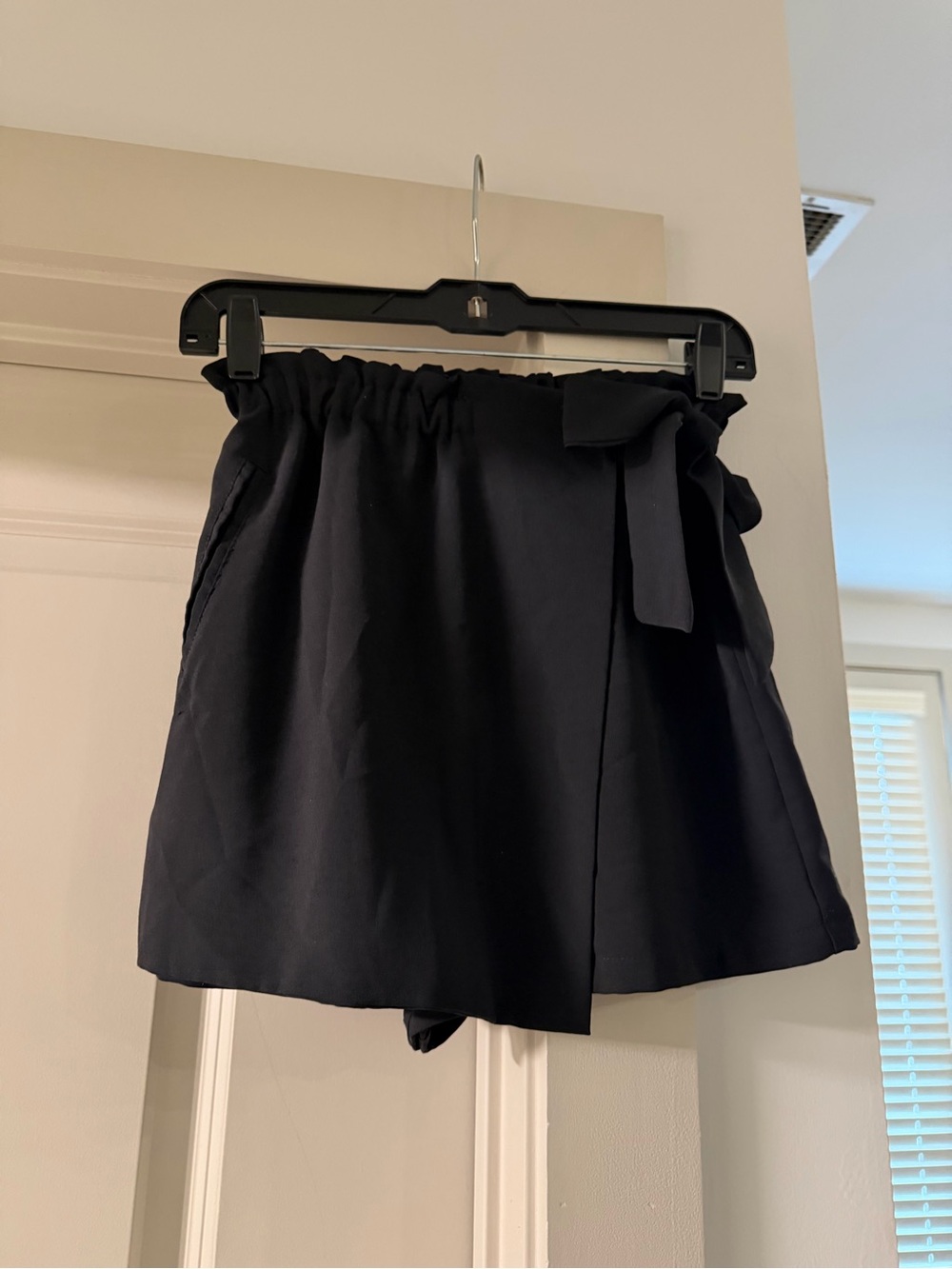 Women’s Black Pant Store Skort